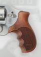 S&W J-Frame round butt, Rhomlas, with finger grooves and extended cheek piece